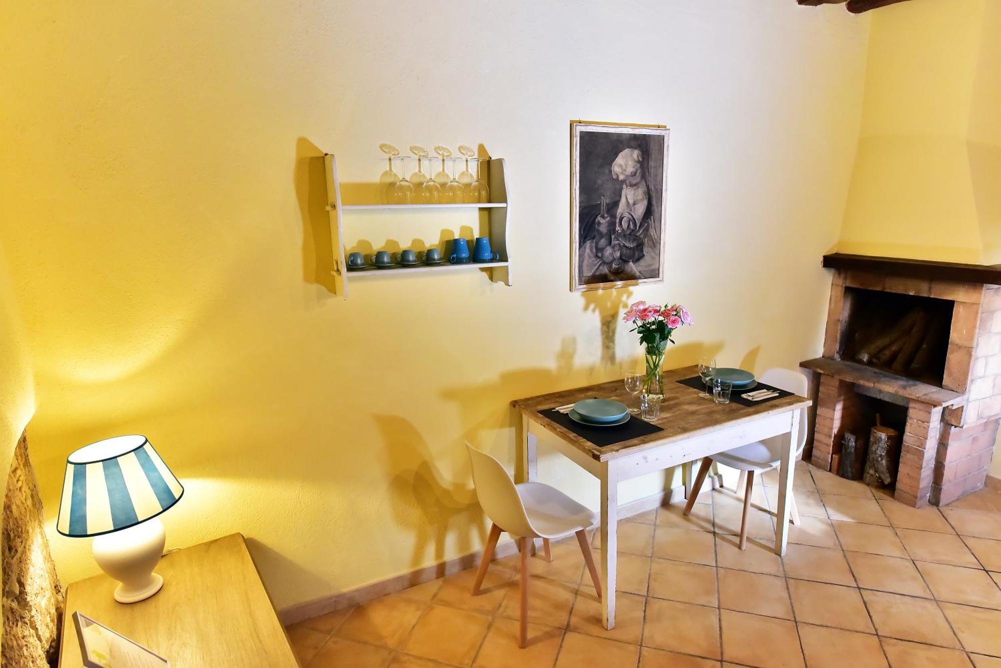 Torre Antica Suite กัมปาญญาโน ดิ โรมา ภายนอก รูปภาพ